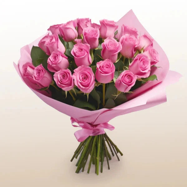 Combo with Pink Roses Bouquet & Chocolate